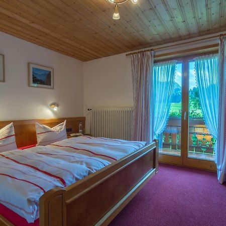 Landhaus Berktold Obermaiselstein Phòng bức ảnh